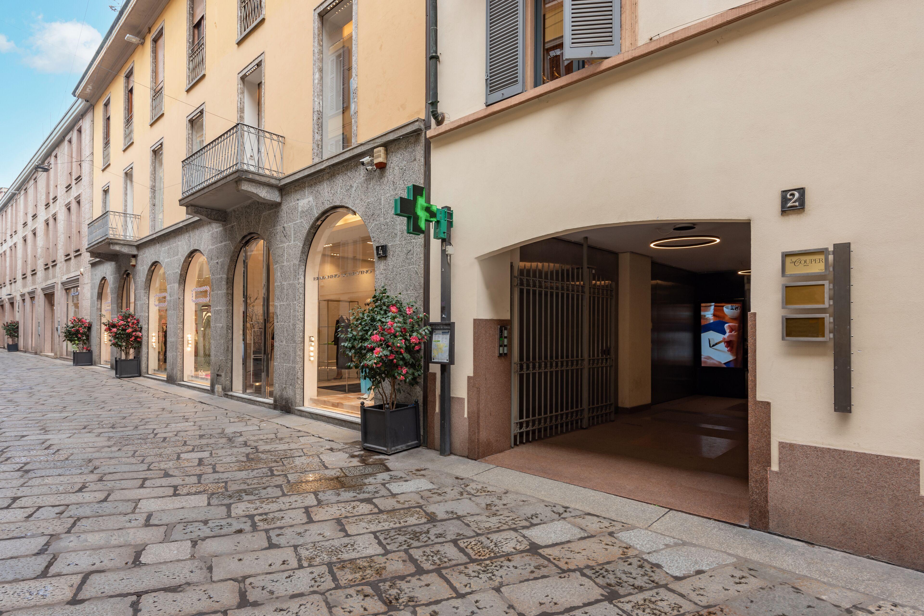 Homa Spiga, Milan